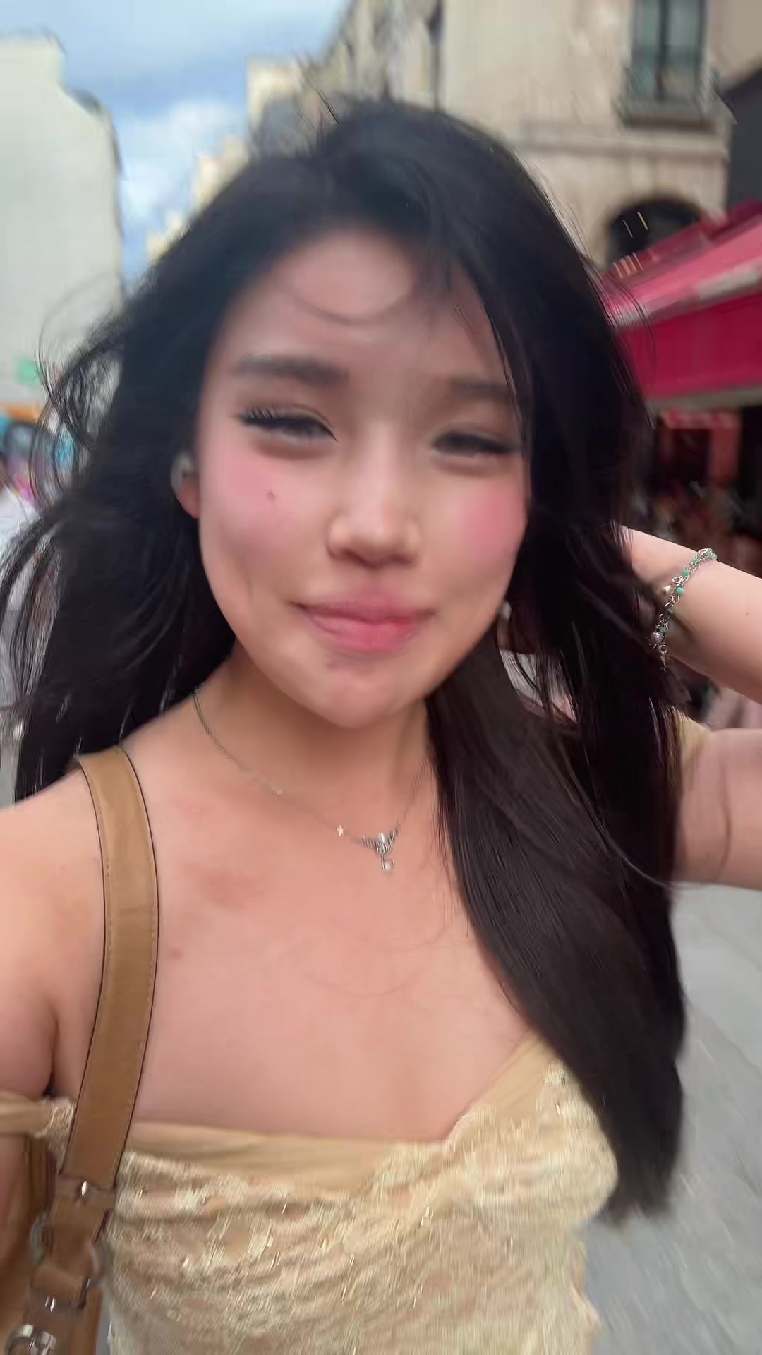 @hannahkae