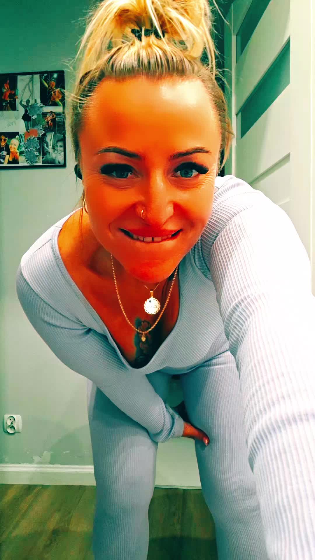 @kroliczekhop*