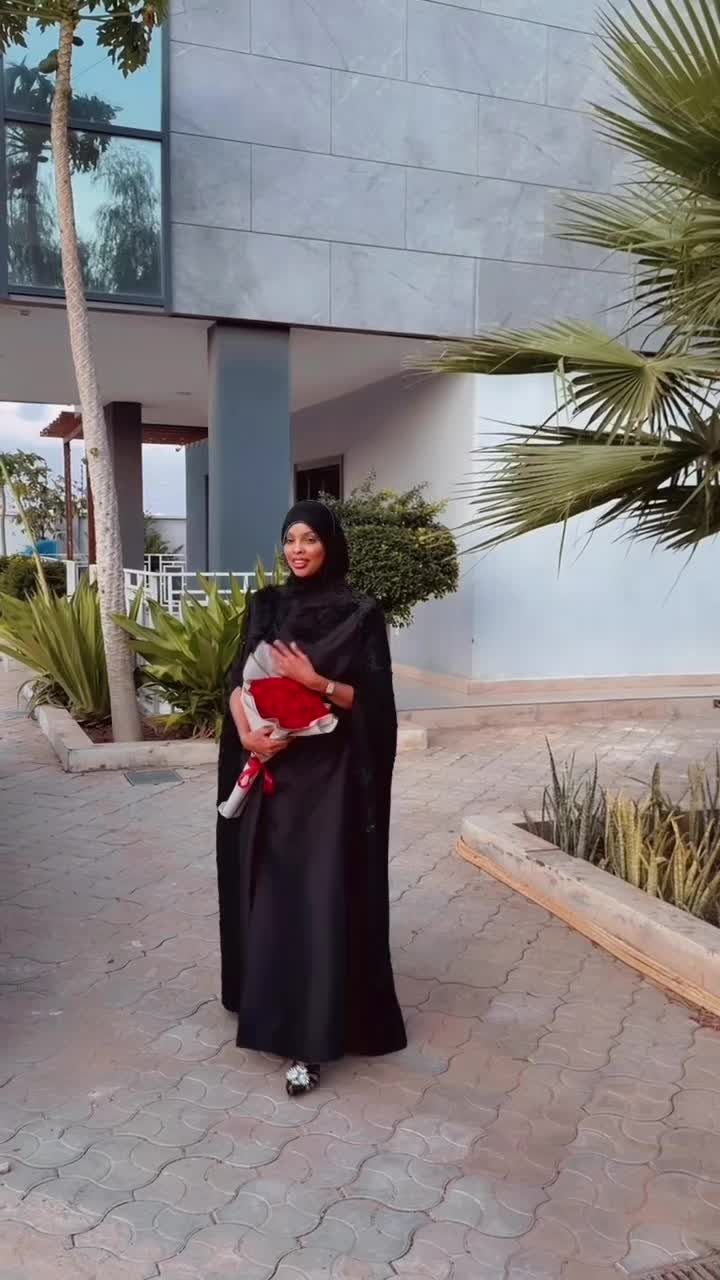 @Fadumo Riyaad