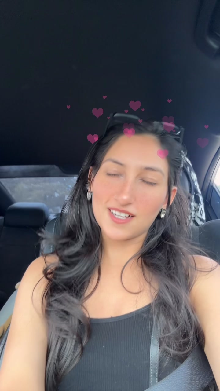 @Titiksha Gaur💙🫰🏻🦋