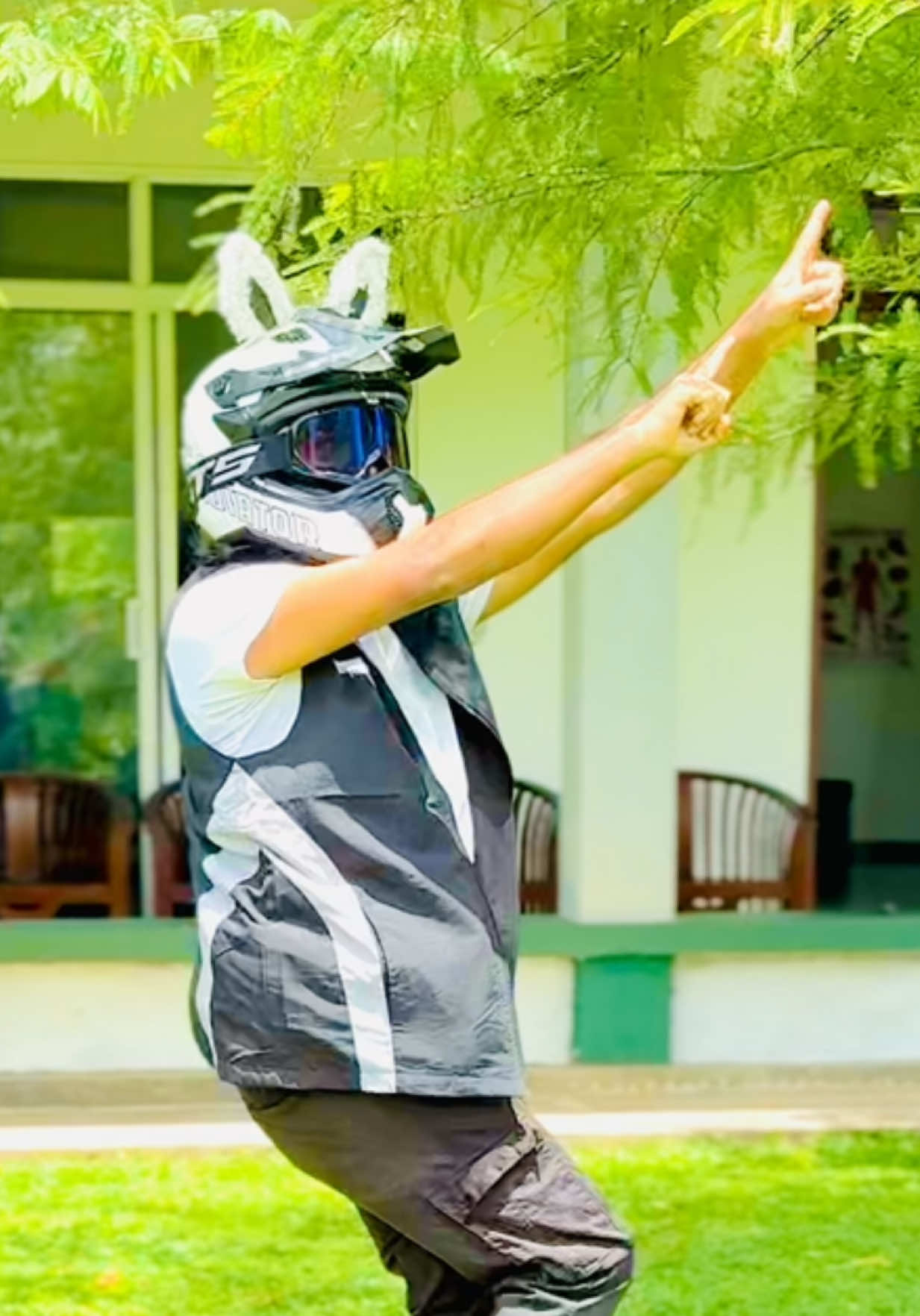 @🇱🇰 𝗛𝗘𝗟𝗠𝗘𝗧 𝗕𝗢𝗬 🐺