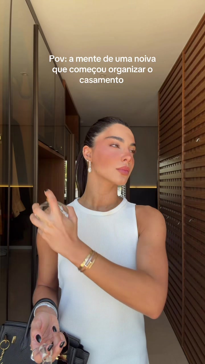 @Gabriela Versiani