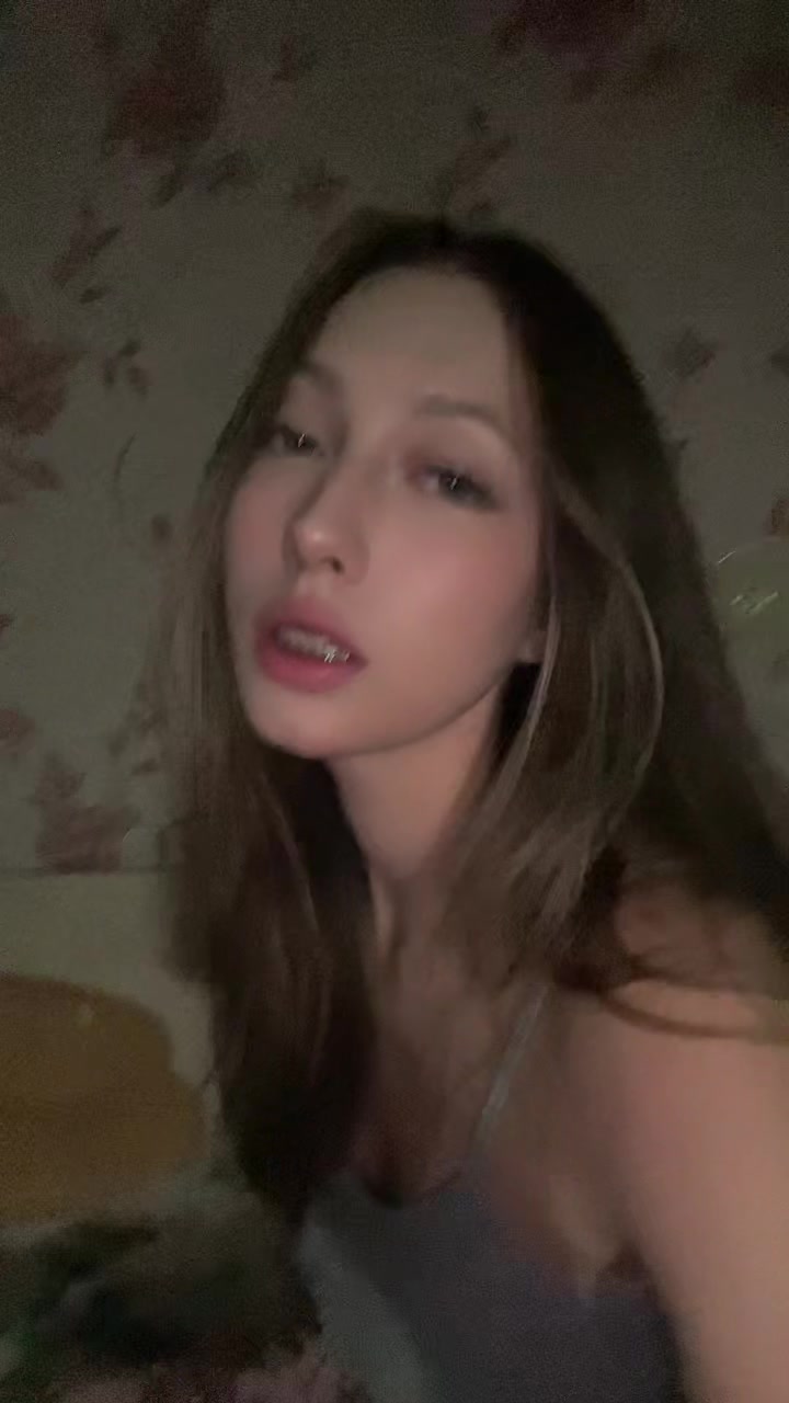 @pohyi