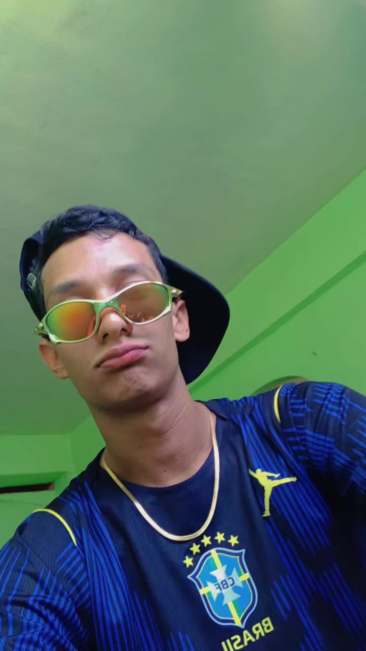 @Alejxx🖤