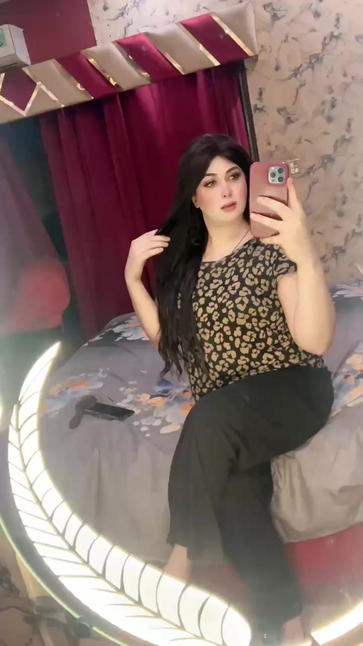 @Alizay_shah