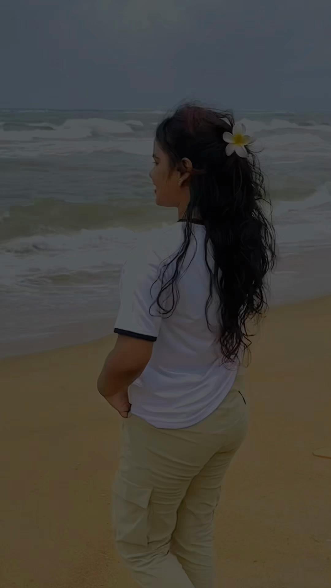 @THARI _🪬🧿