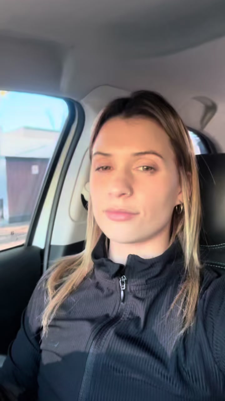 @TATI🔮