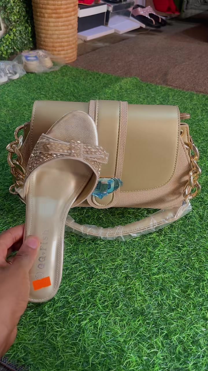 @Shoes|Bags|skoolitem in Bauchi