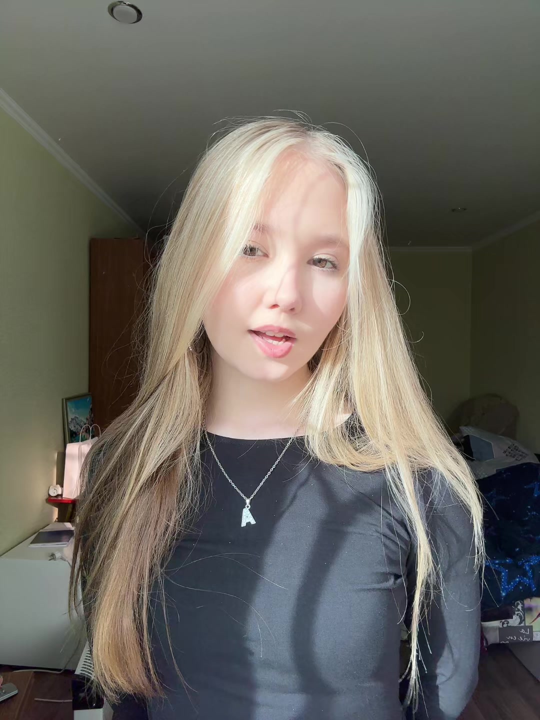 @аделька я