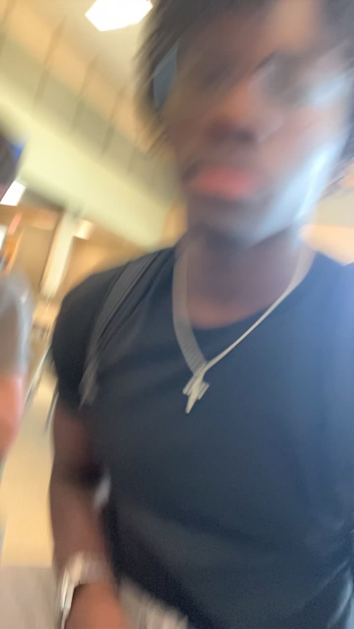 @Kam🌟