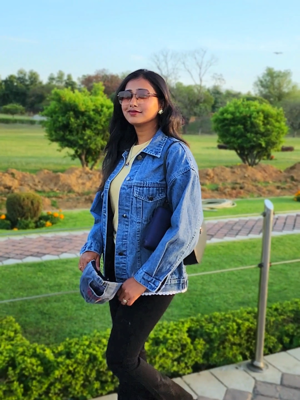 @Rusha Thapa Kc