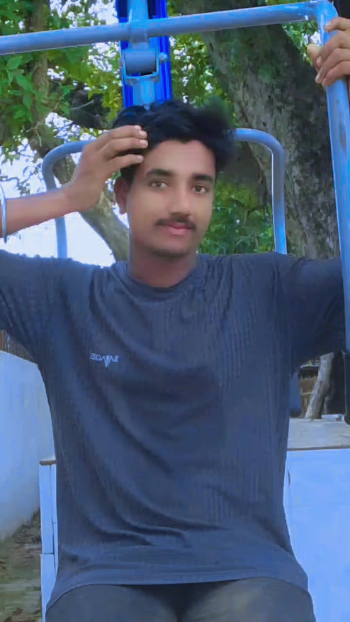 @Tumahra tera raja kiss