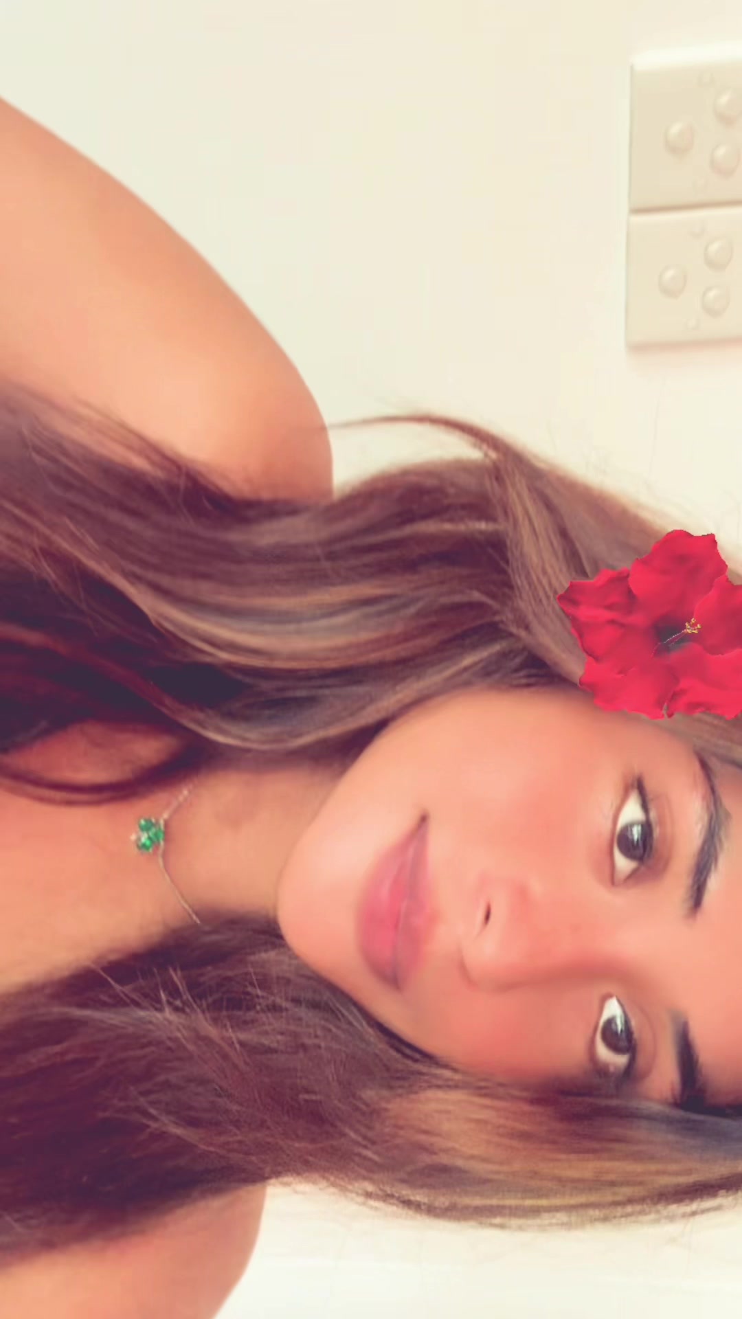 @Sisi👸