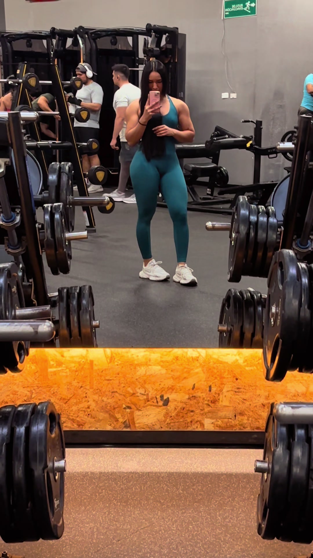 @Yisel Cordero Fit