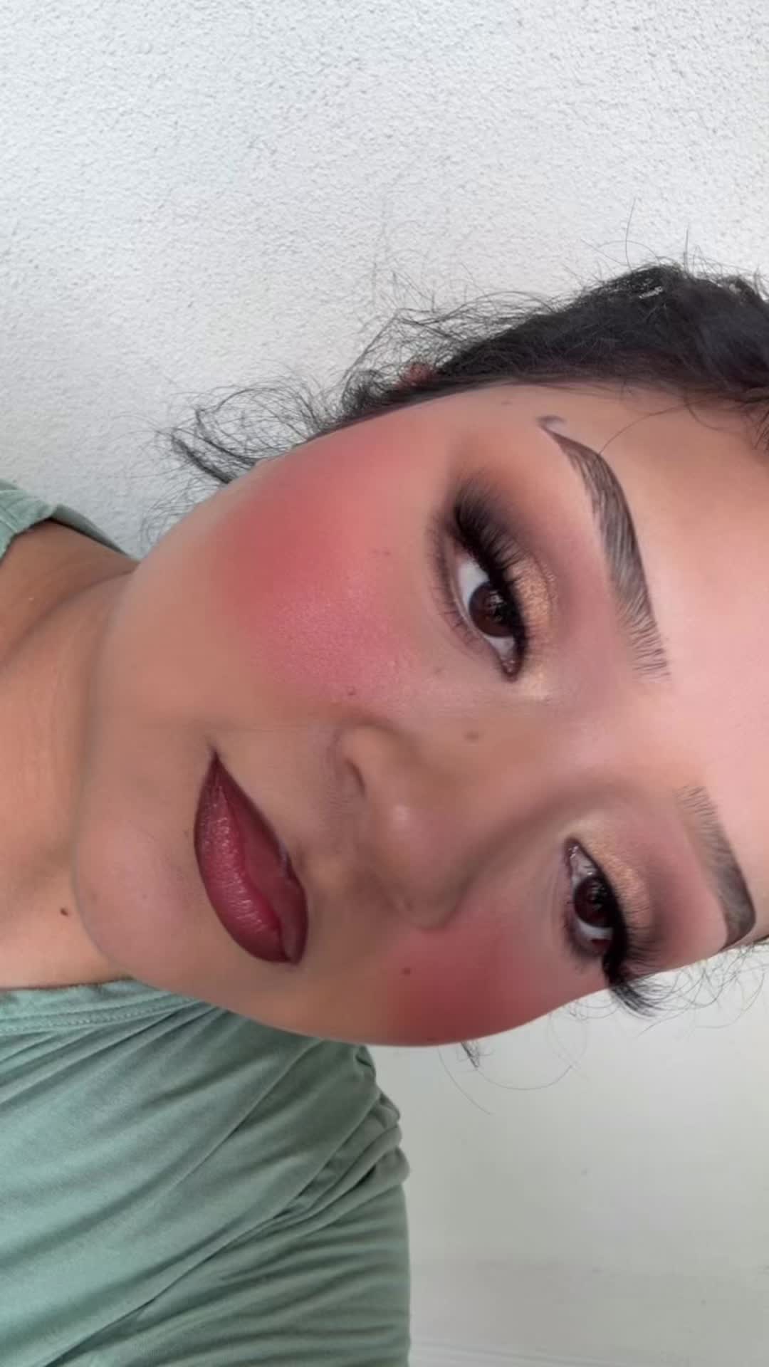@Lola_luvr