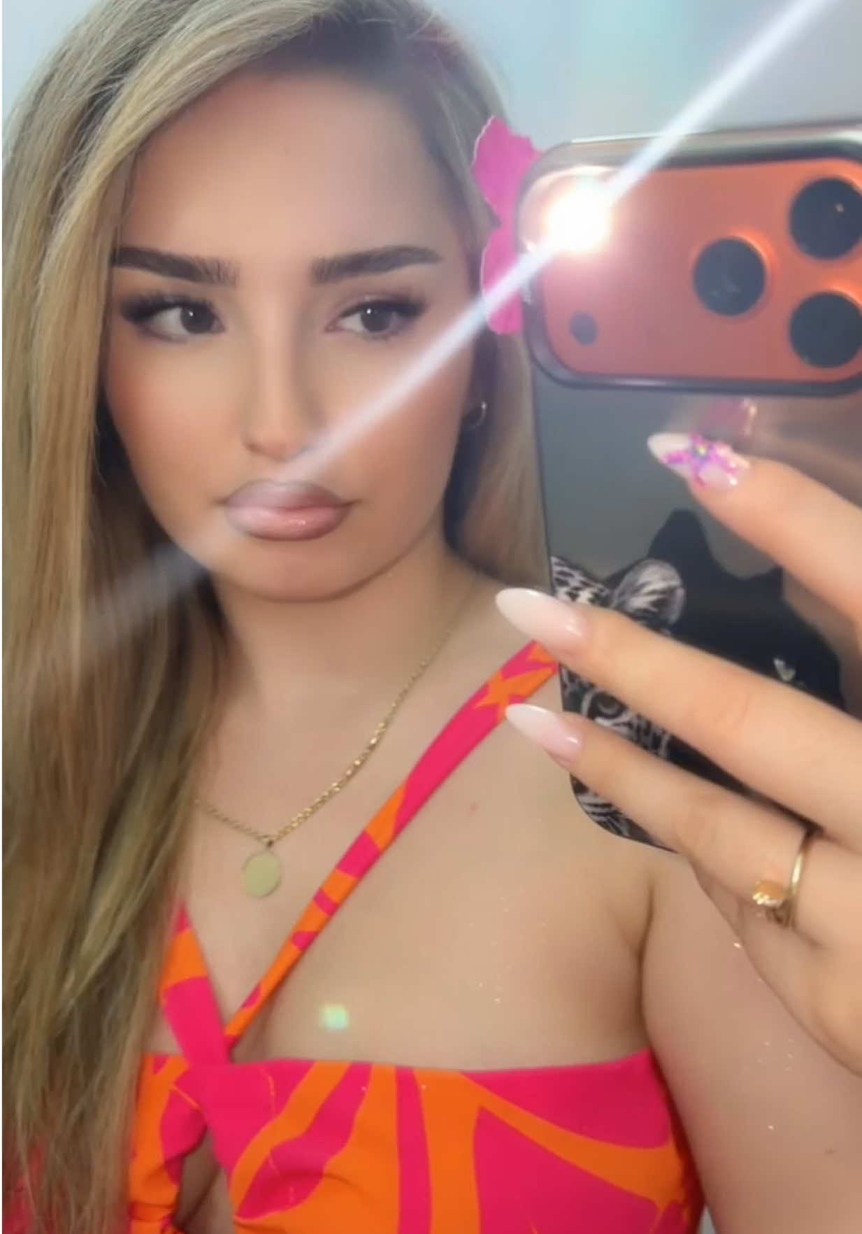 @𝐙