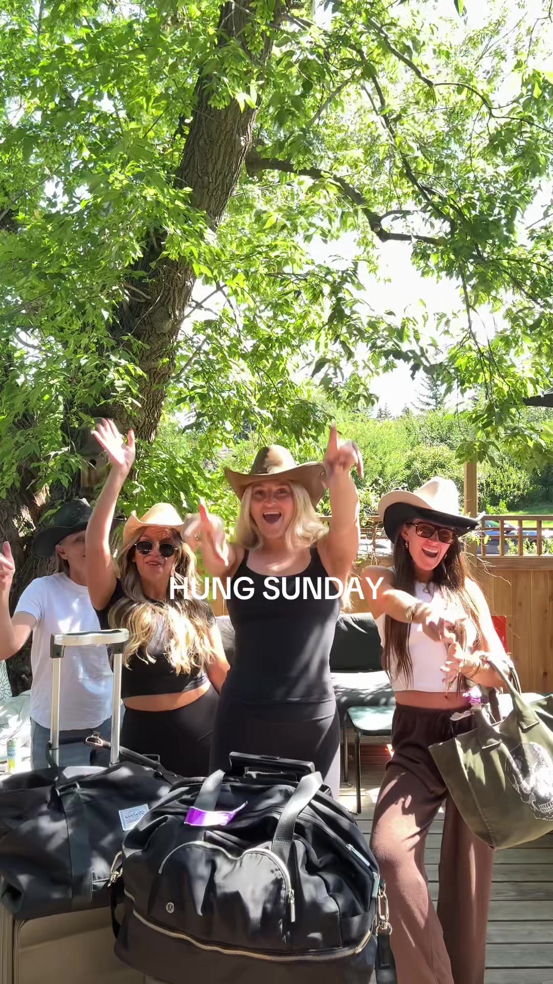@dumbblondediary