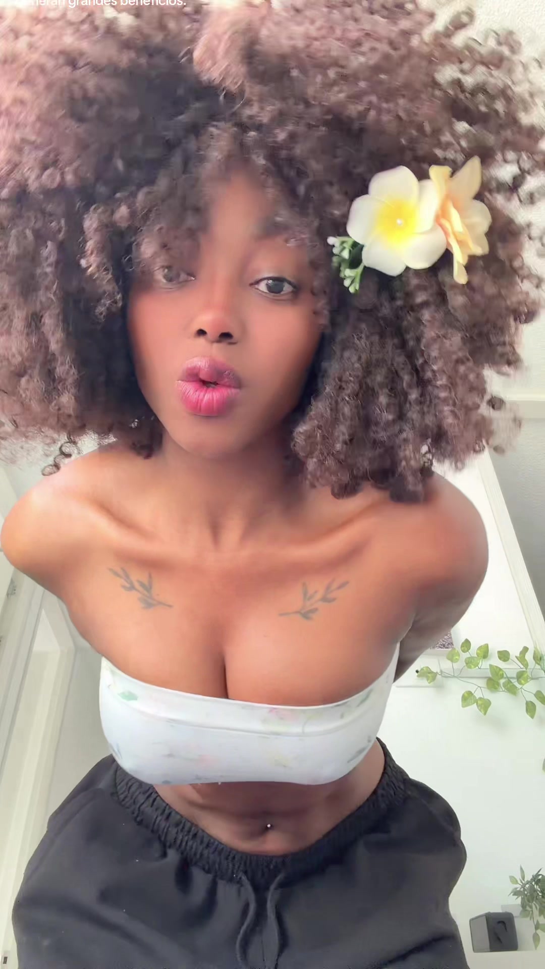 @Ebonypreciousss