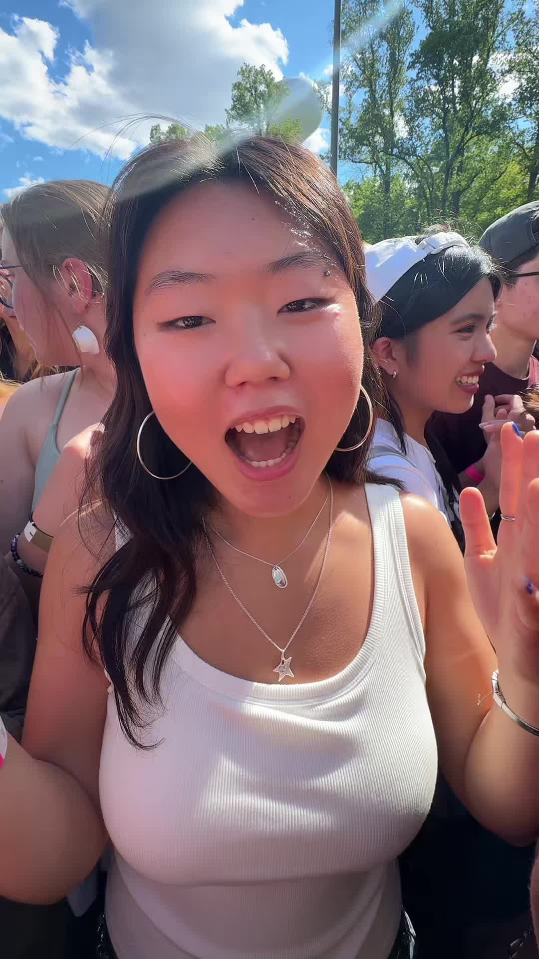 @Liv