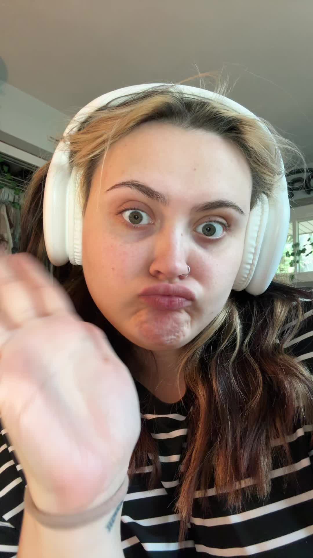 @Ari 🤟🏼