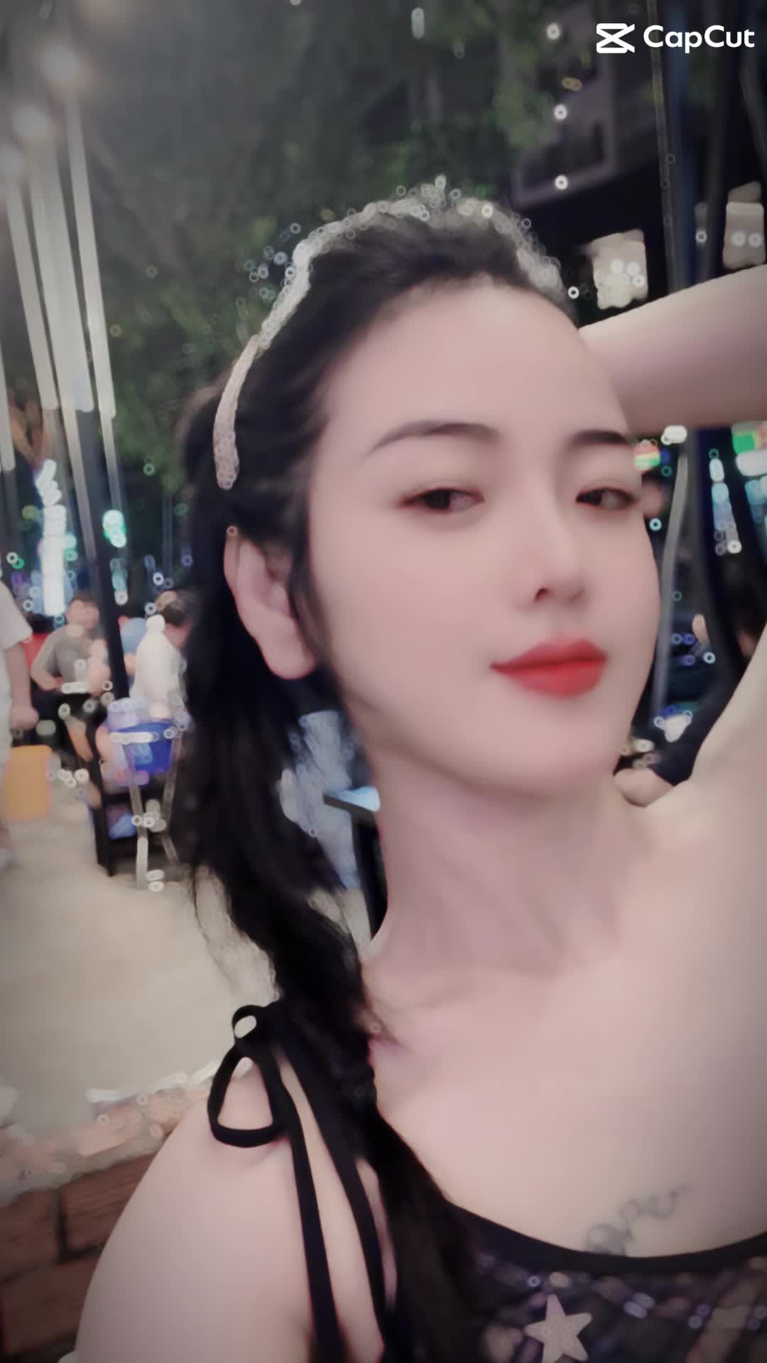 @𝓥𝓲̣𝓽𝓽 🖤