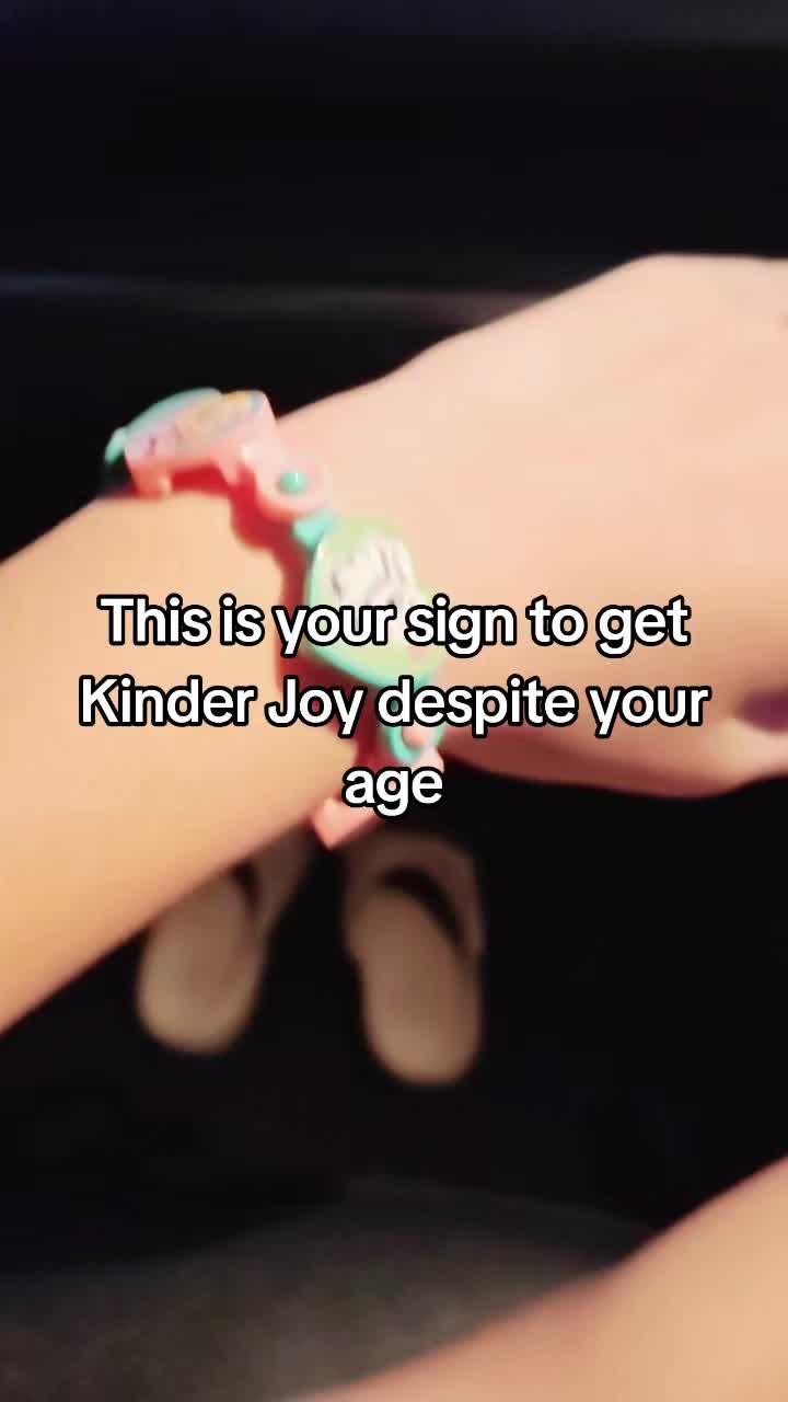 @◦•●◉✿ 𝐸𝑙𝑣𝑖𝑒 ✿◉●•◦