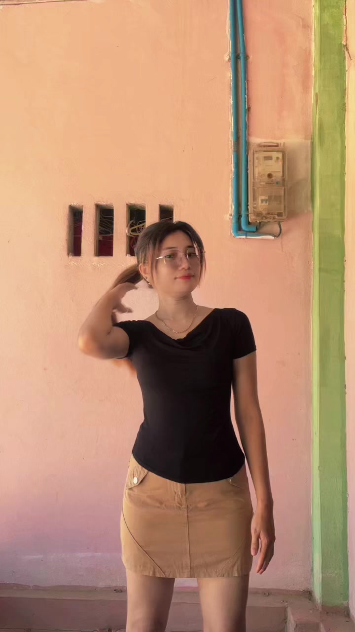 @đ jue jue đ {3.3M}