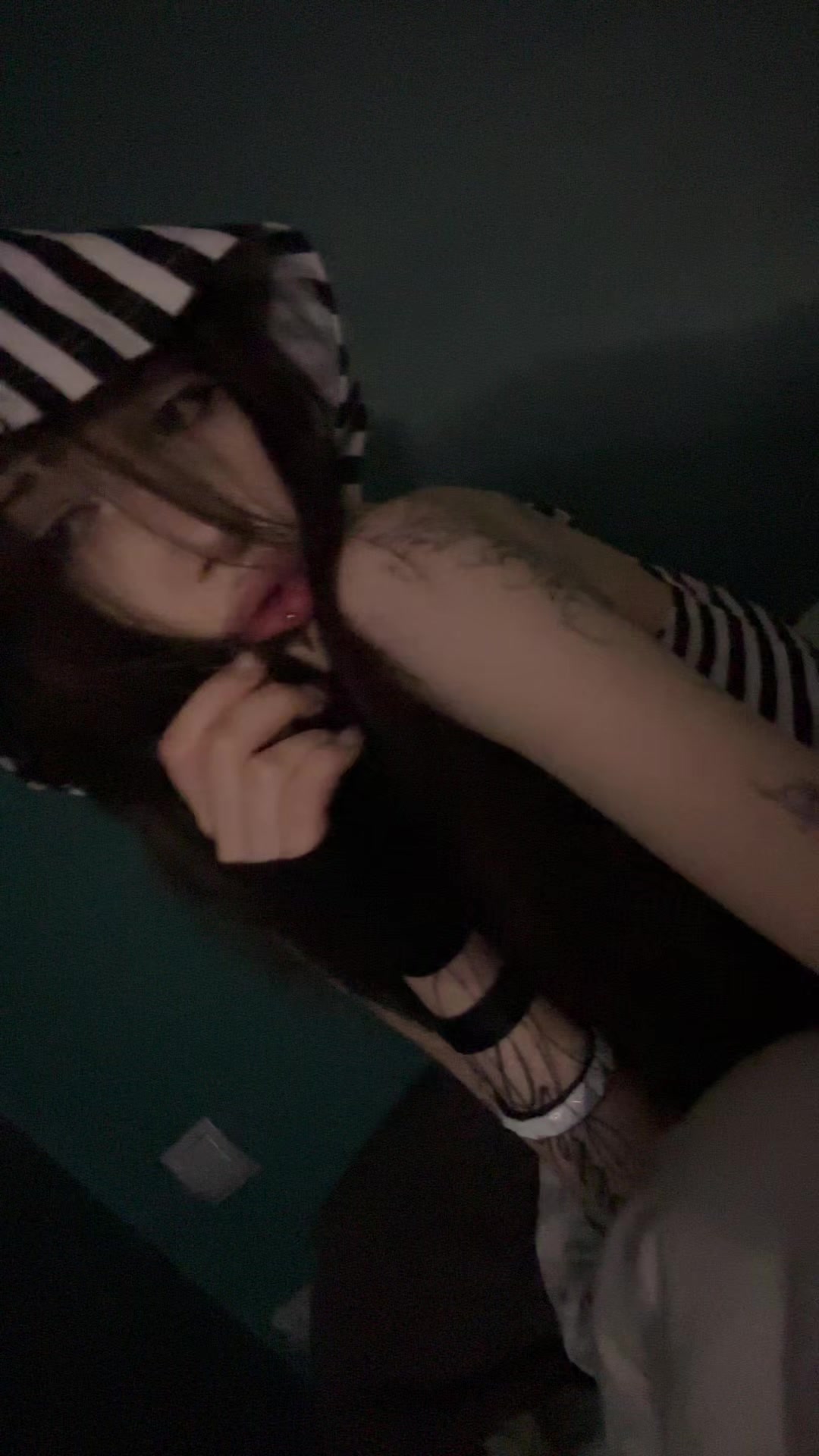 @h8telovr