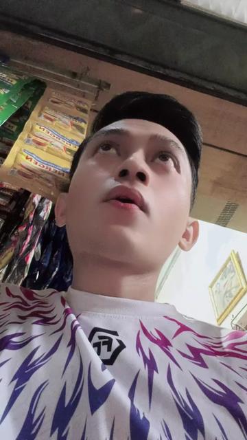 @Den baguss🐇💦