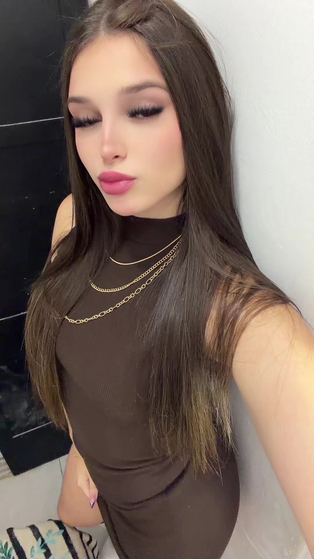 @vvaleenn_