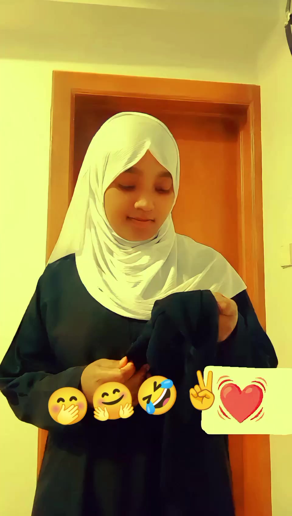 @🤨Hawiiyyee.arssii 😒💃💃😋🤦