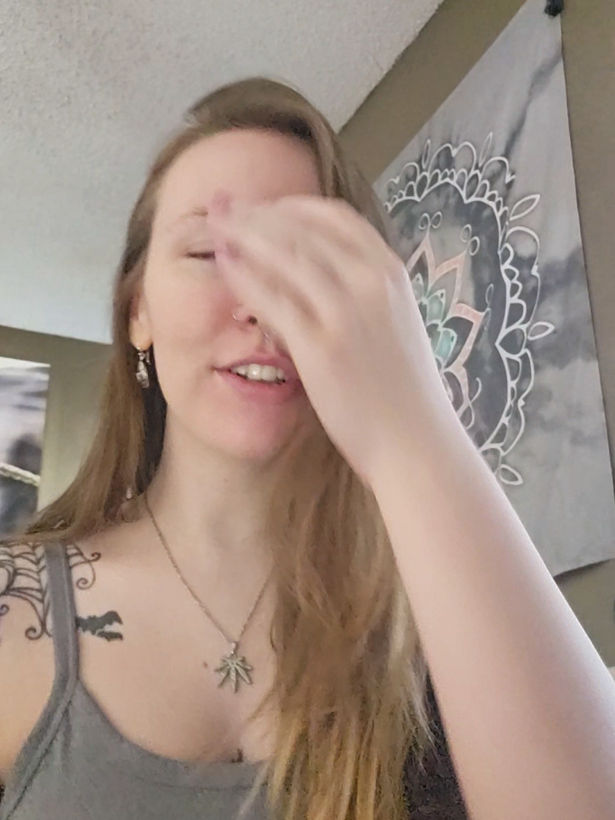 @JazzyJuliePlays