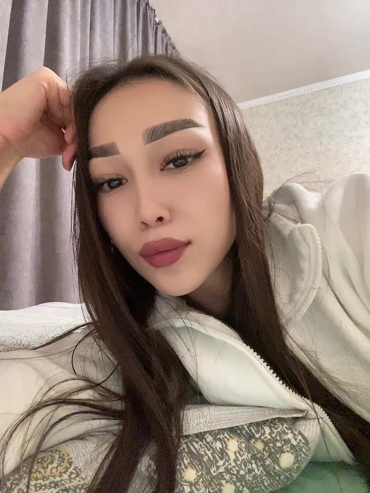 @Donya🤍