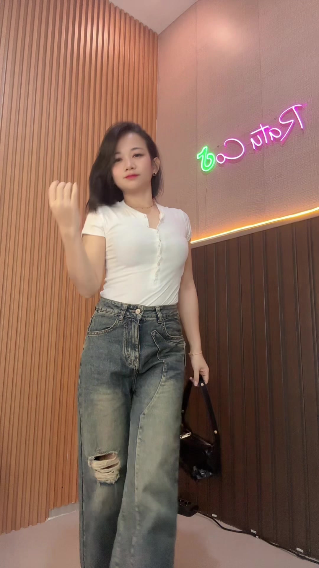 @Ratu Co