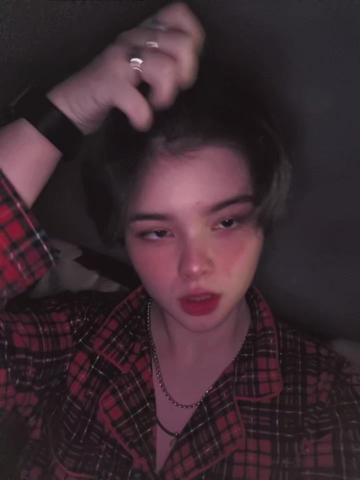 @_𝐀𝐲𝐧𝐚𝐯𝐢_