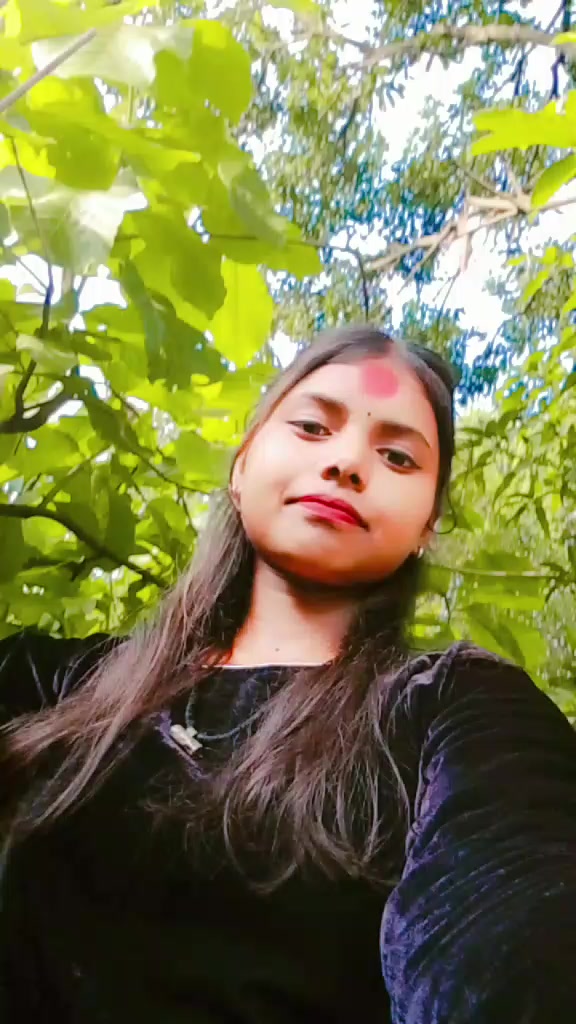 @ÜñLûçkY__Gúrll^🖤🥹