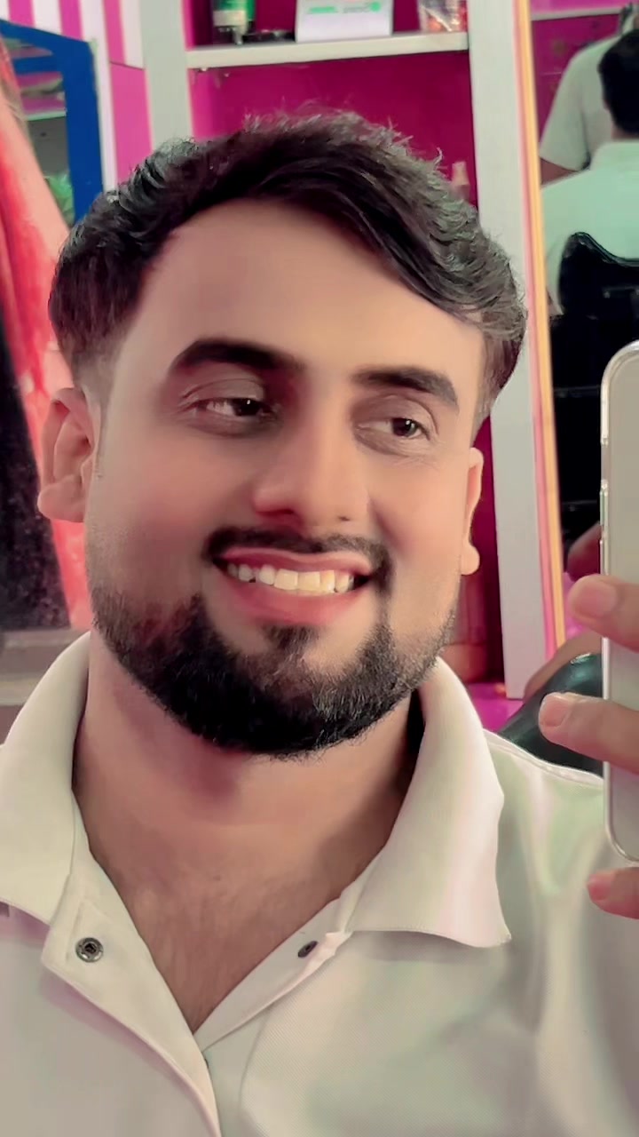 @SMILE KING 👑☺️