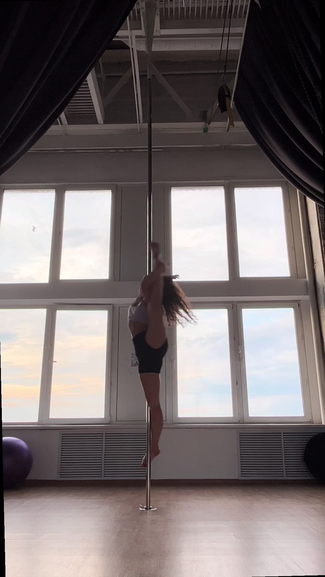 @ani.evvv