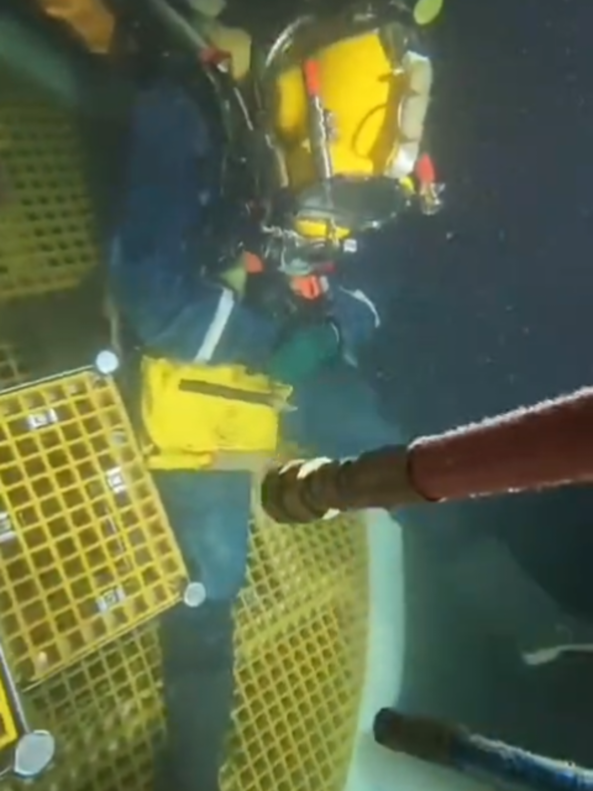 @auscomdiver
