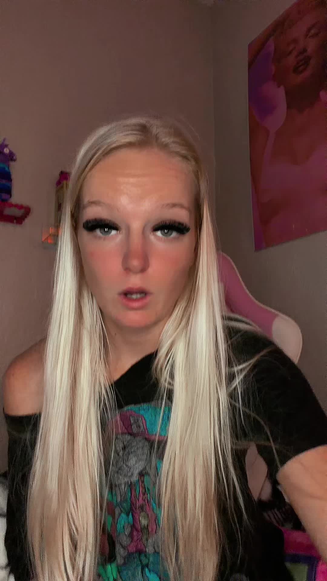 @Your moms pimp