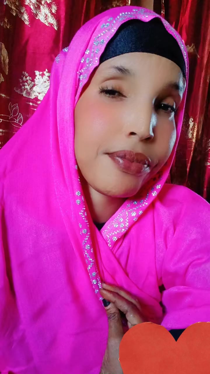 @Ayeeyo Xaliimo