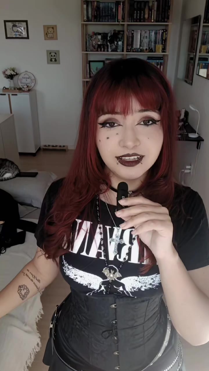 @bebel ☭ | coven da claudia
