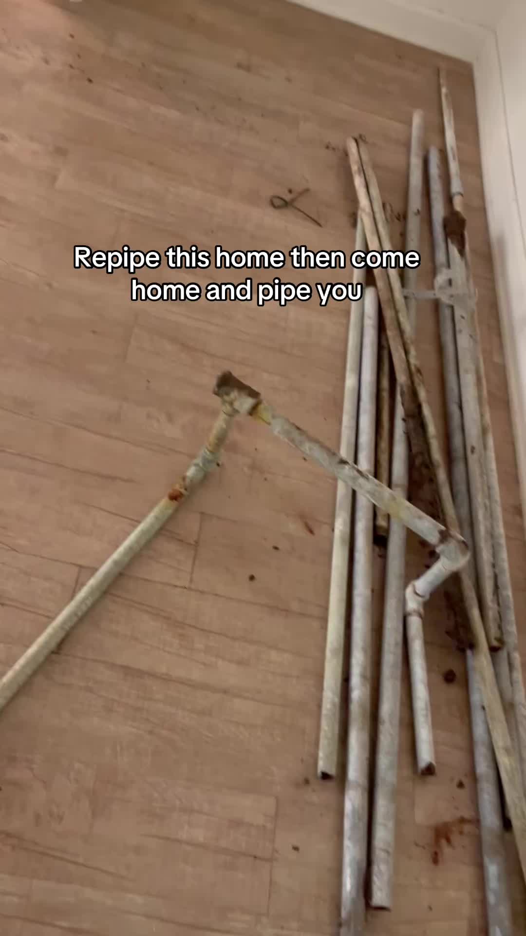 @plumbLA