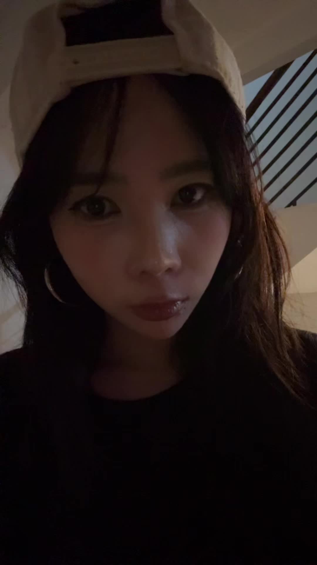 @F