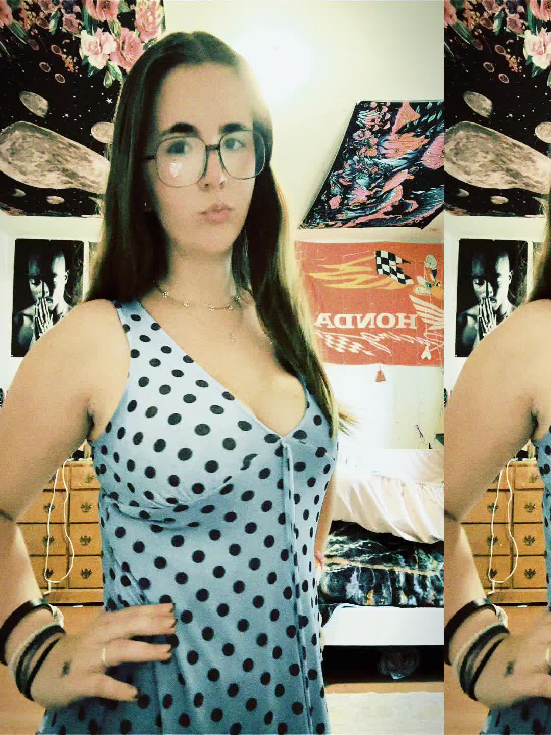 @aeirelives6_9