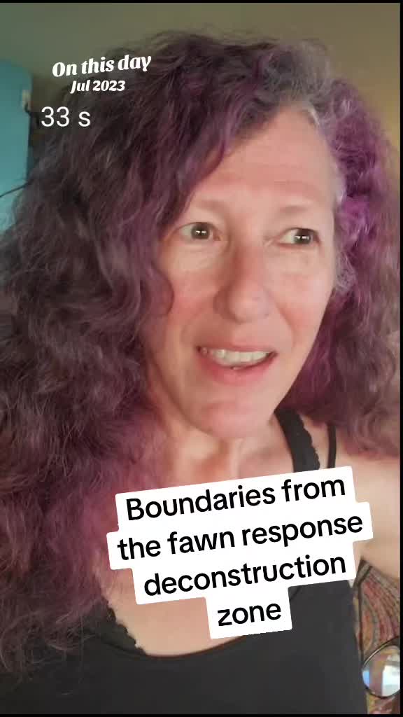 @🎵🎶Laura's Lambent Lair 🎶🎵