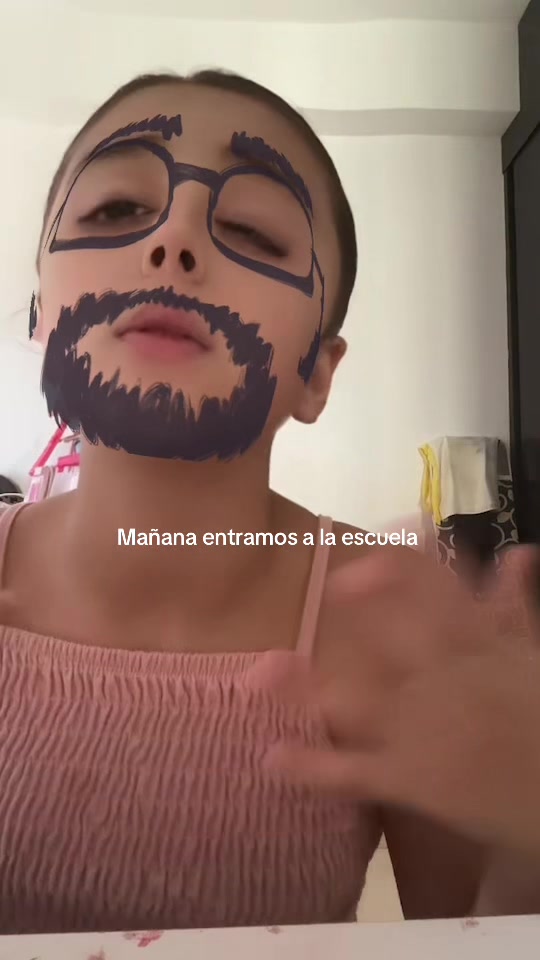 @LUCIANAGRWM🍓🎀