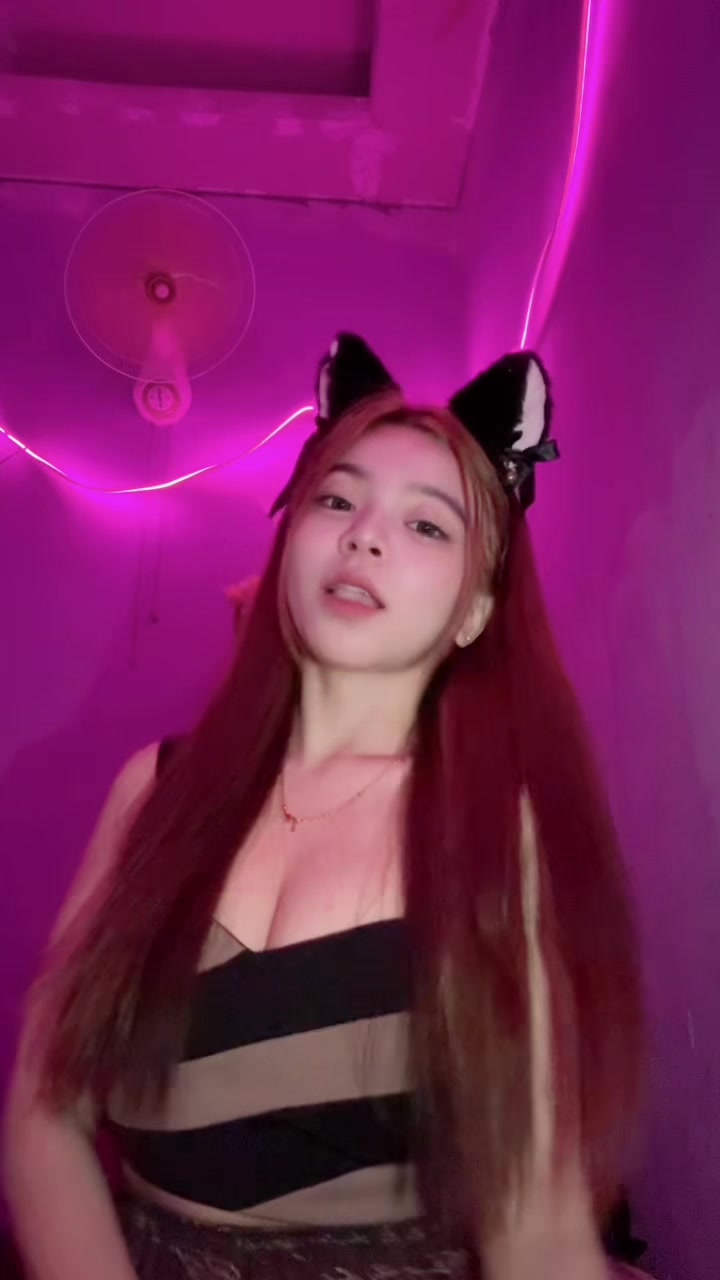 @Julya♌️