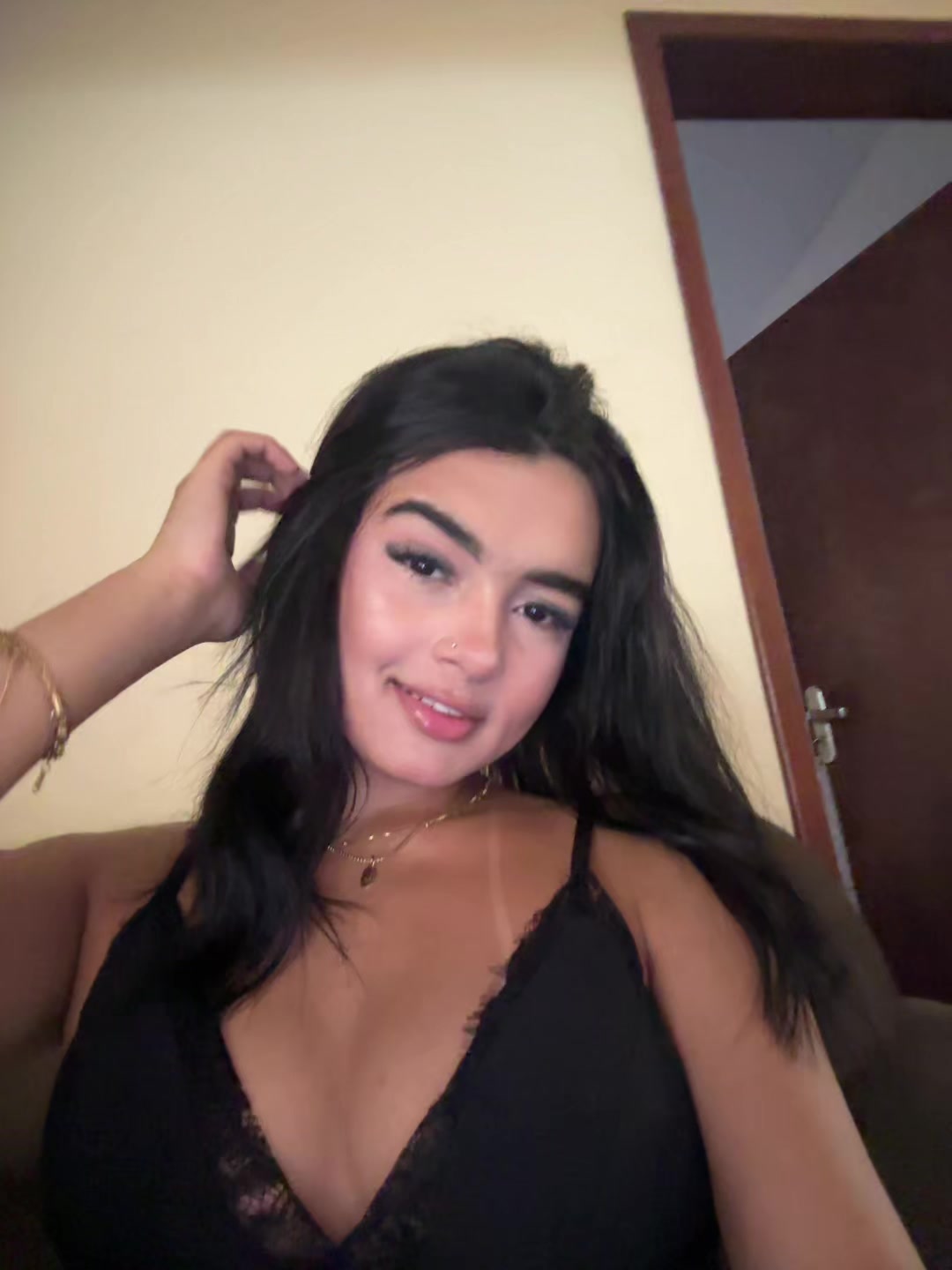 @juliafwz