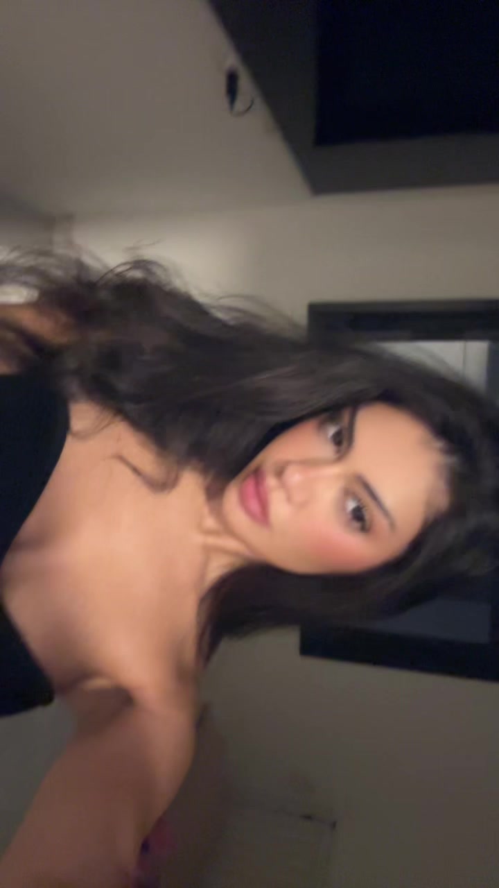@Manuely🧜🏽♀️